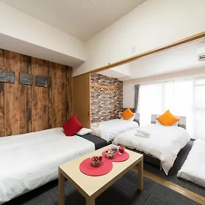 Apartment Grande Famille Shimanouchi Dotonbori, Osaka